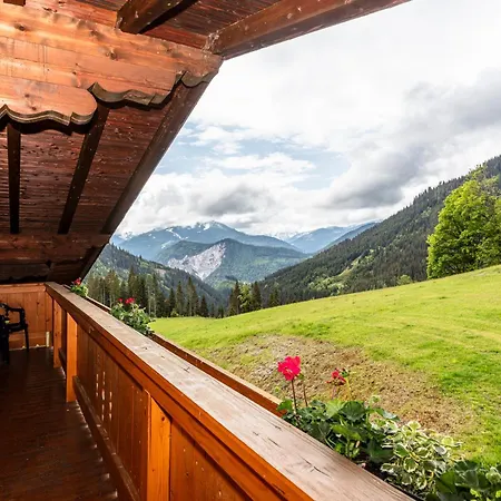 Farm stay Feriengut Lackenhof *